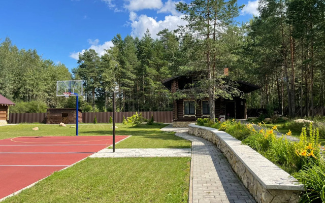 Частный дом с баней