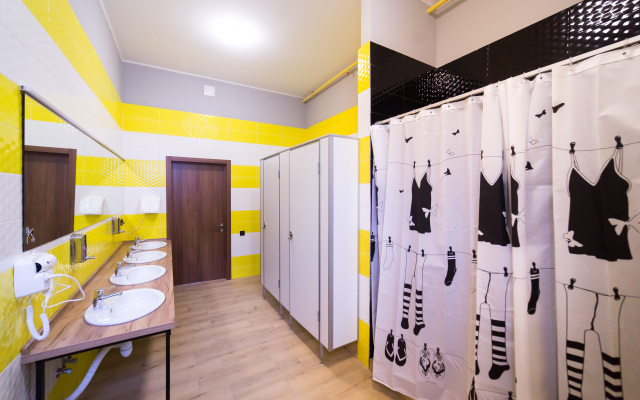 Bee Station Hotel