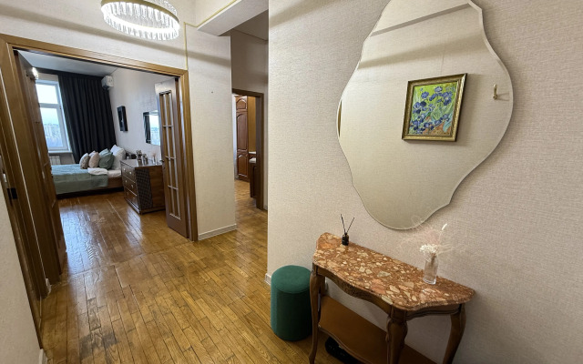 Квартира на Площади Победы 1