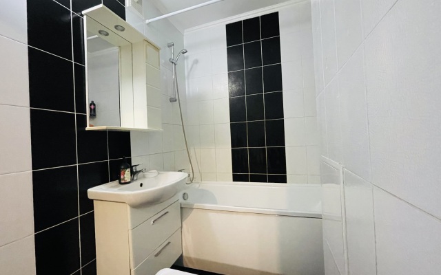 Квартира Евро 2-ка у разводного моста и метро