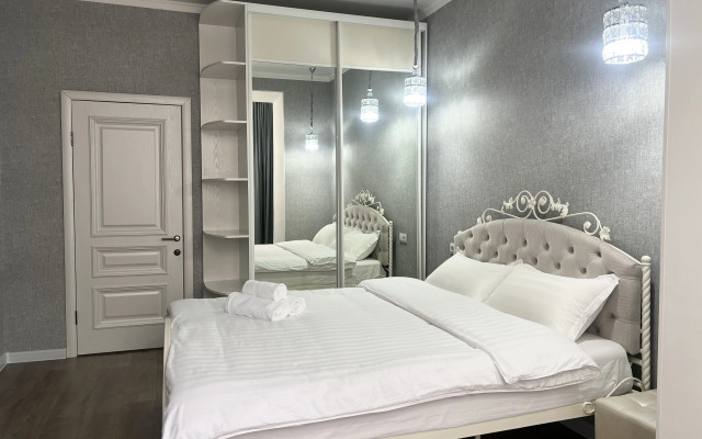 Dvukhkomnatnye Lux Apartment