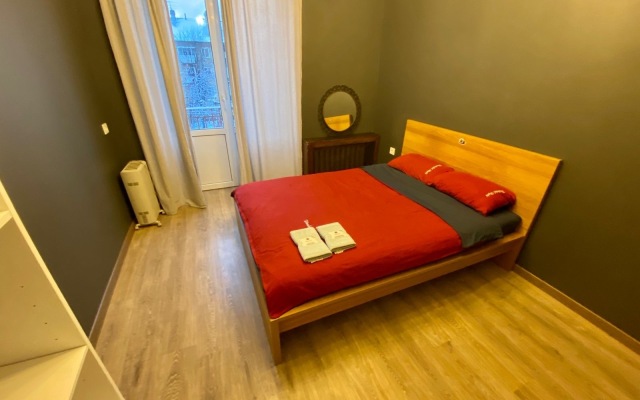 Kalininets 2 Flat with Balcony