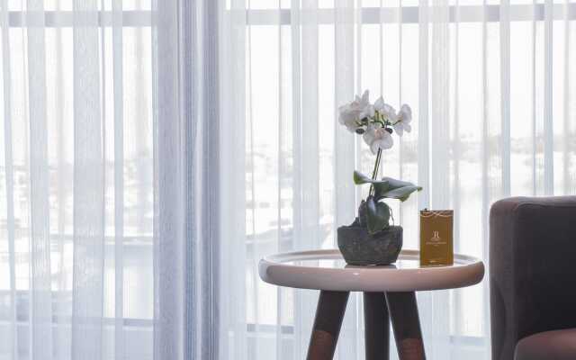 Royal Comfort Hotel