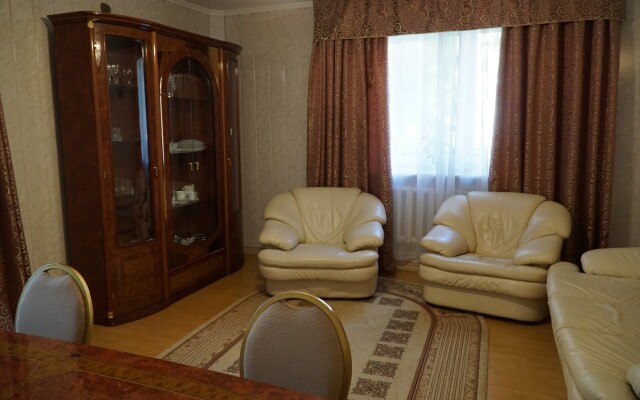 Отель Сеть гостиниц "Домашний Очаг"