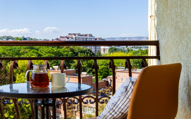 Квартира новая двухкомнатная с видом на город