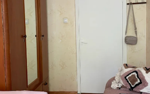 Na Akademika Baykova Ulitsa 17/2 Flat