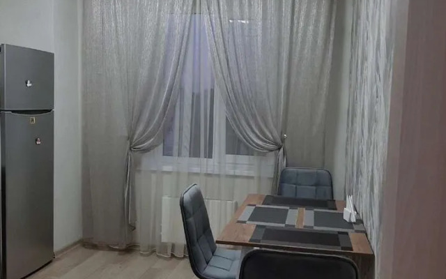 V Khoroshem Rayone S Udobnym Mestoraspolozheniem Flat