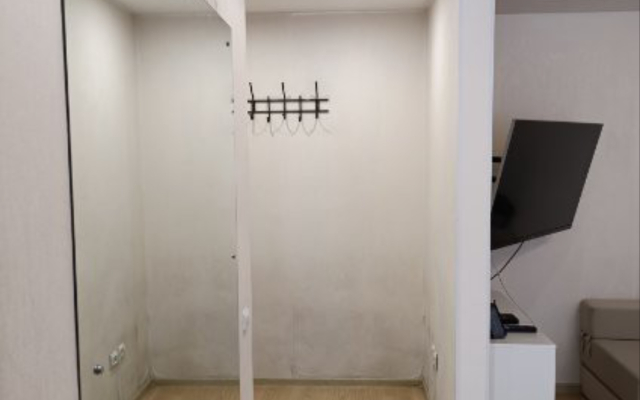 V Shelekhove Flat