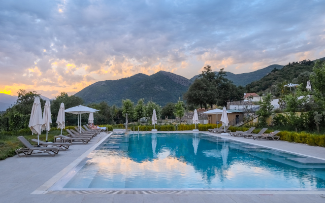 Montenegro Lodge Apartments