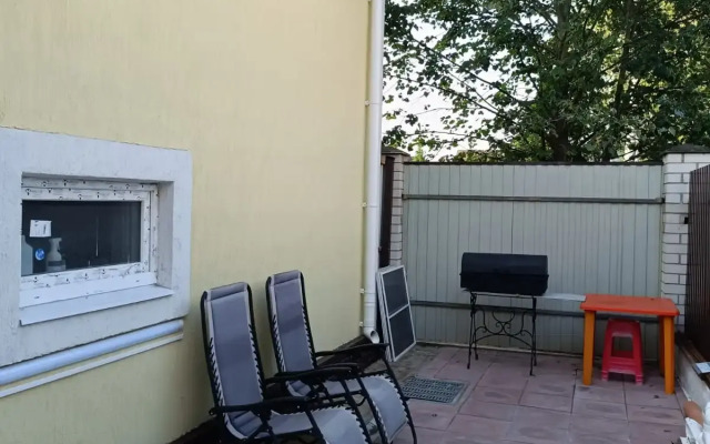 Solnechnaya 15 Private House