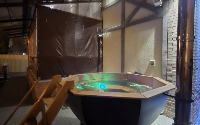 Частный дом в центре у метро