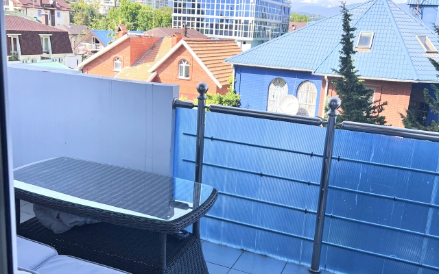 Apartamenty Kvartira Na Pervoy Beregovoy Linii U Morya  Flat