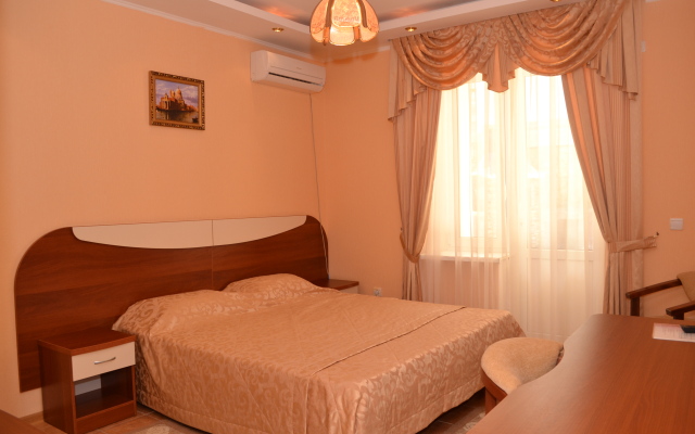 Lev Guest House