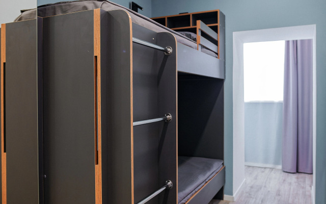 Uyutnaya S Dizaneynerskim Remontom V Tsentre Goroda Flat
