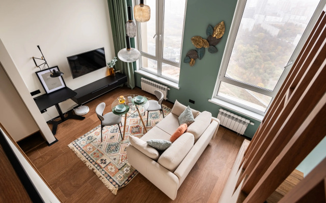 Lesenk v oblaka 41 etazh Flat