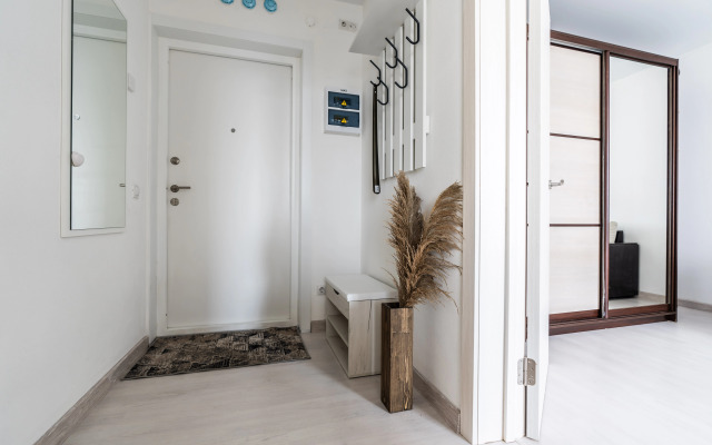 Uyutnaya Svetlaya S Vidom Na Zakat Flat