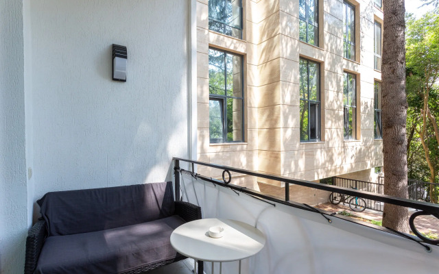 Апартаменты Red Apartments Покровский Парк Магнолия