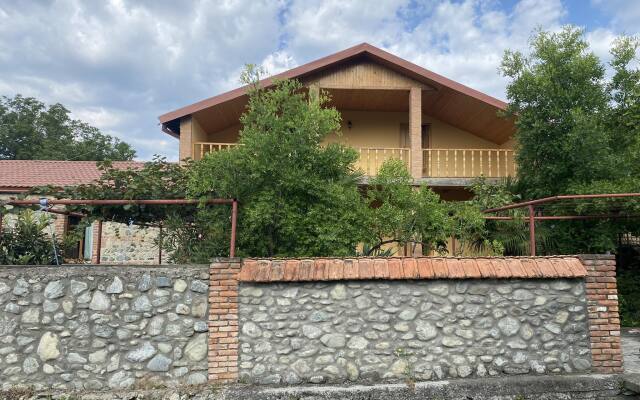 V Lagodekhi Guest House