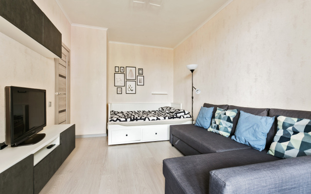 Апартаменты MaxRealty24 Германа Титова 6