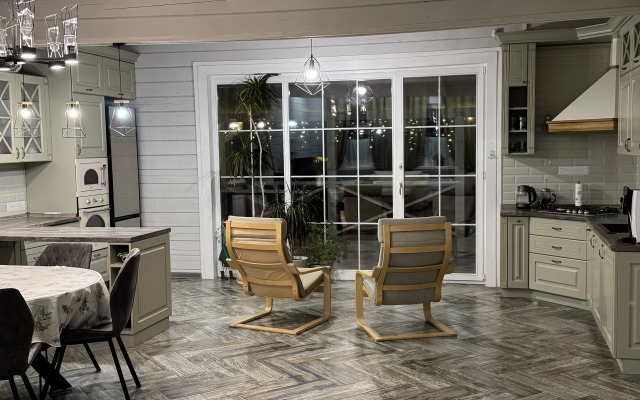 Частный дом на улице Суворова 11