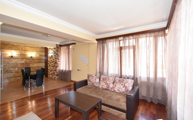 RentInnYerevan Mher Mkrtchyan 1 street Apartments