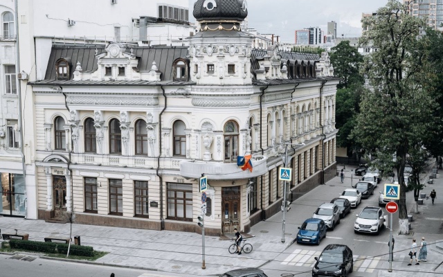 Stalinskaya tryoshka Khalturinskiy Apartments