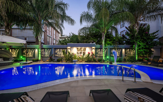 Sealife Lounge Hotel - Adult Only