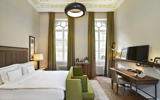 The Bank Istanbul, a Member of Design s
