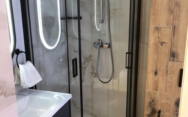 Zolotoy Treugolnik Sochi Premium Apartments