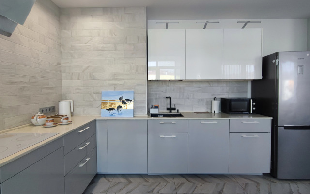 Yevrodvushka Apartamenty U Ekspoforuma Flat