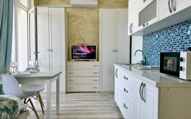 With balconies and mountain views on Meletyan 5a Flat