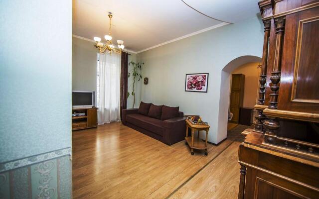 Апартаменты Sutki Rent в особняке Кавоса