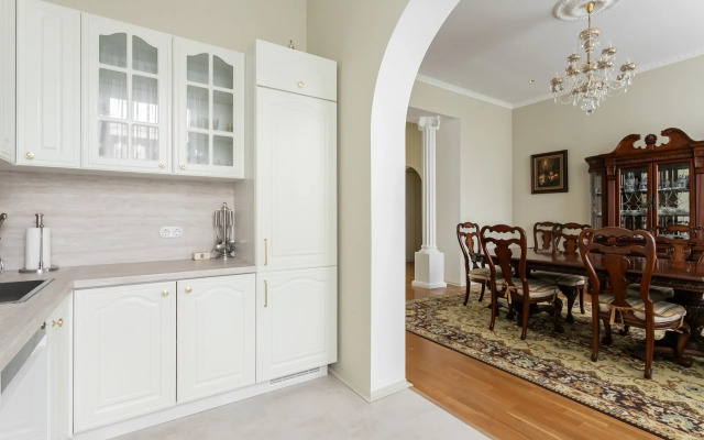 Roskosh na Kutuzovskom Flat