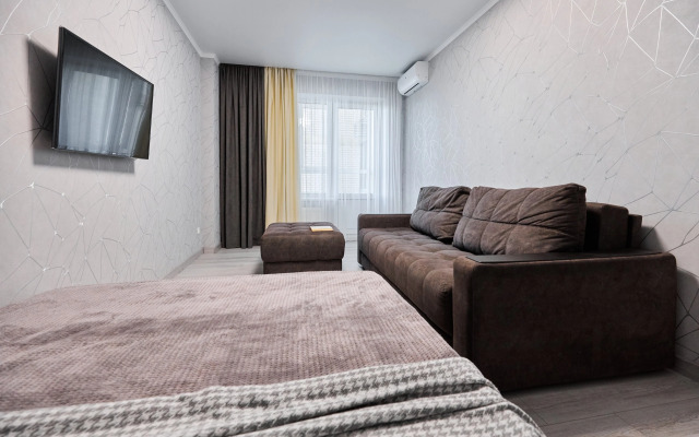 Prostornaya Vozle Tsentralnoy Bolnitsy Flat