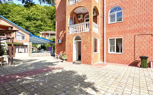 Guest House Noshen