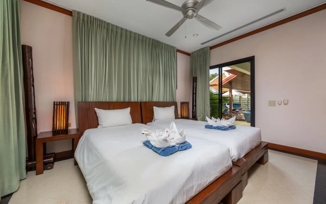 Togian Private Pool Naiharn Beach Villa