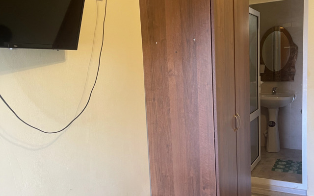Topchyan 15 Guest house