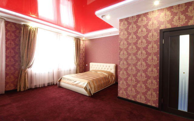 Отель Империал