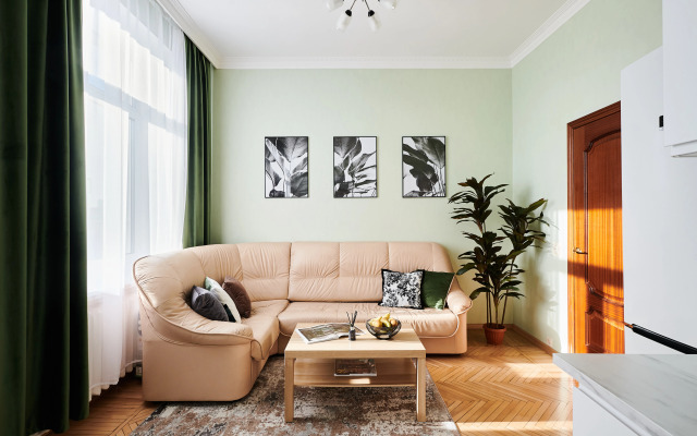 GM Trekhkomnatnye s vidom na Tverskuyu Apartments