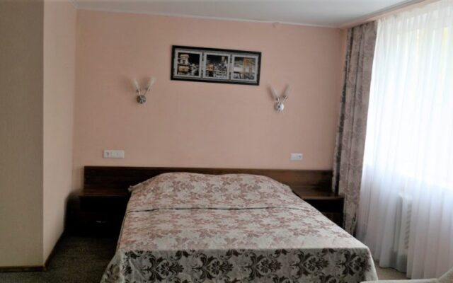 Hotel Ural