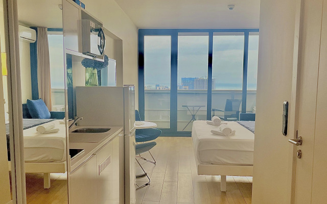HappyRent Orbi блок C View of the sea and mountains Apartments