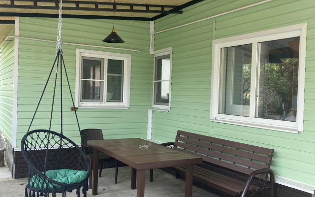 Uyutny Private house