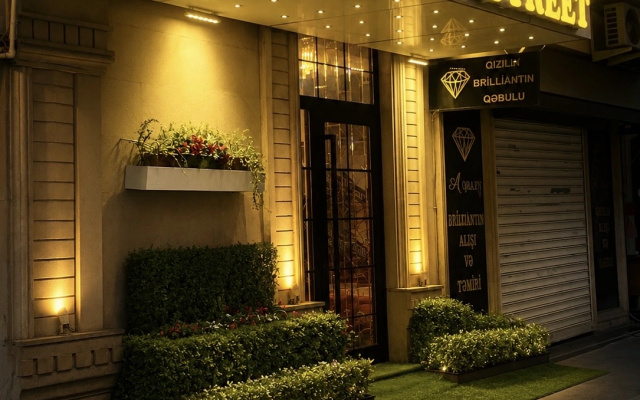Golden Street Hotel