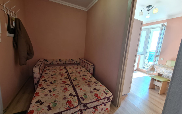 Na Ulitse Kuryzhova 30 Flat