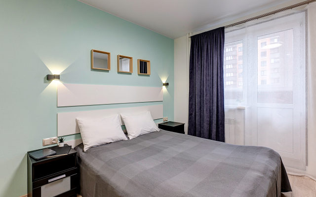 Апартаменты на Сергея Есенина 10