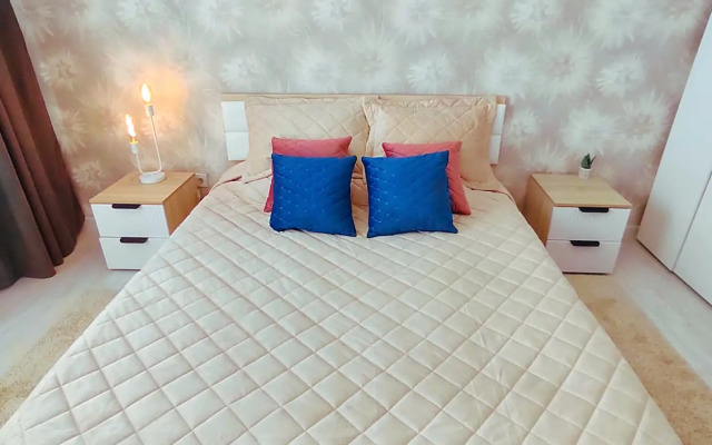 Ryadom S Tsentrom Flat