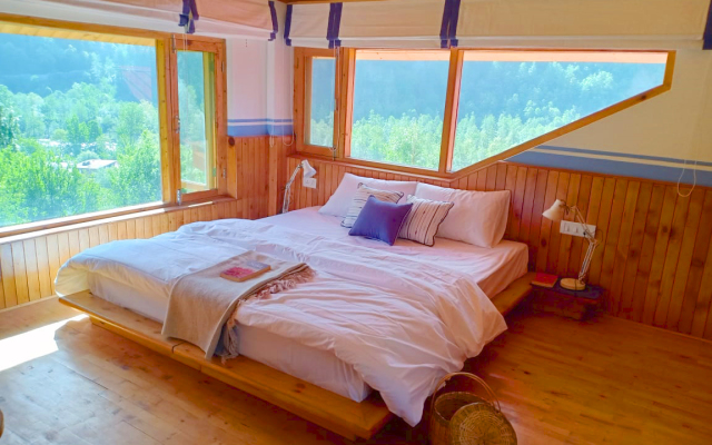Seclude Orchard Manali Guest house