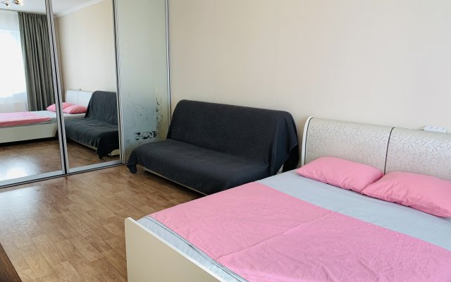 2-Kh Komnatnaya Tsentr Ploschad Lenina Flat