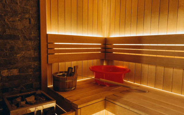 Частный дом с гриль-мангалом, сауной и большой террасой