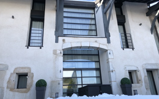 Вилла La Grange Emnitan